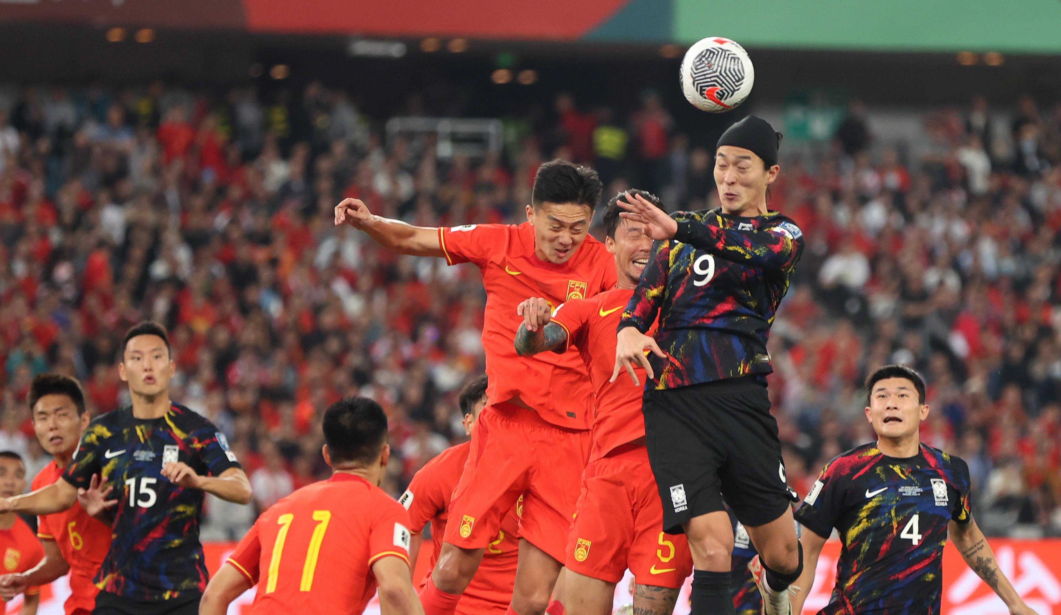 欧洲足球大赛上,中国队斩获佳绩 欧洲足球大赛上,中国队斩获佳绩