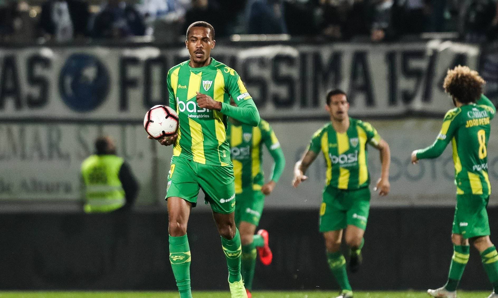 爱游戏登录入口-拉齐奥主帅赛后点赞年轻球员,展现信心的简单介绍