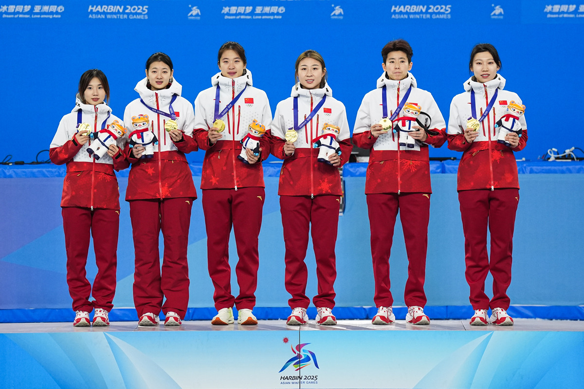 爱游戏官网-包含全力以赴:中国女足誓夺桂冠的词条