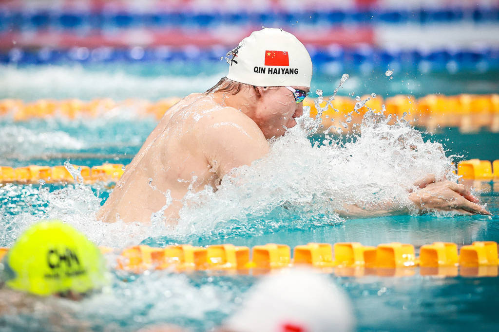 荷兰队在游泳比赛中取得胜利 荷兰队在游泳比赛中取得胜利