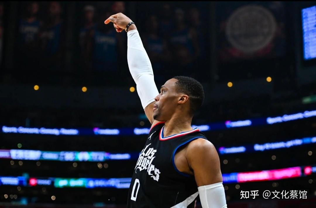 爱游戏官网入口-快船惊险战胜黄蜂，继续保持不败的简单介绍