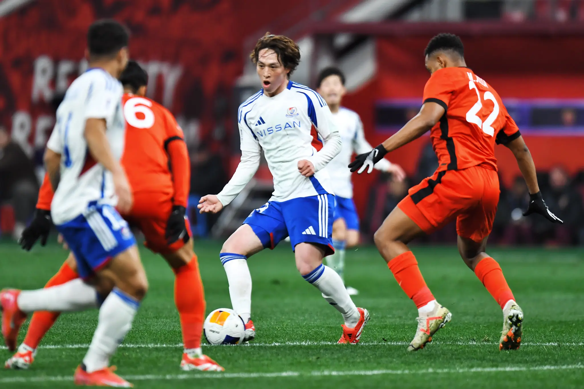 横滨水手喜获亚冠胜利,晋级淘汰赛的简单介绍 横滨水手喜获亚冠胜利,晋级淘汰赛的简单介绍