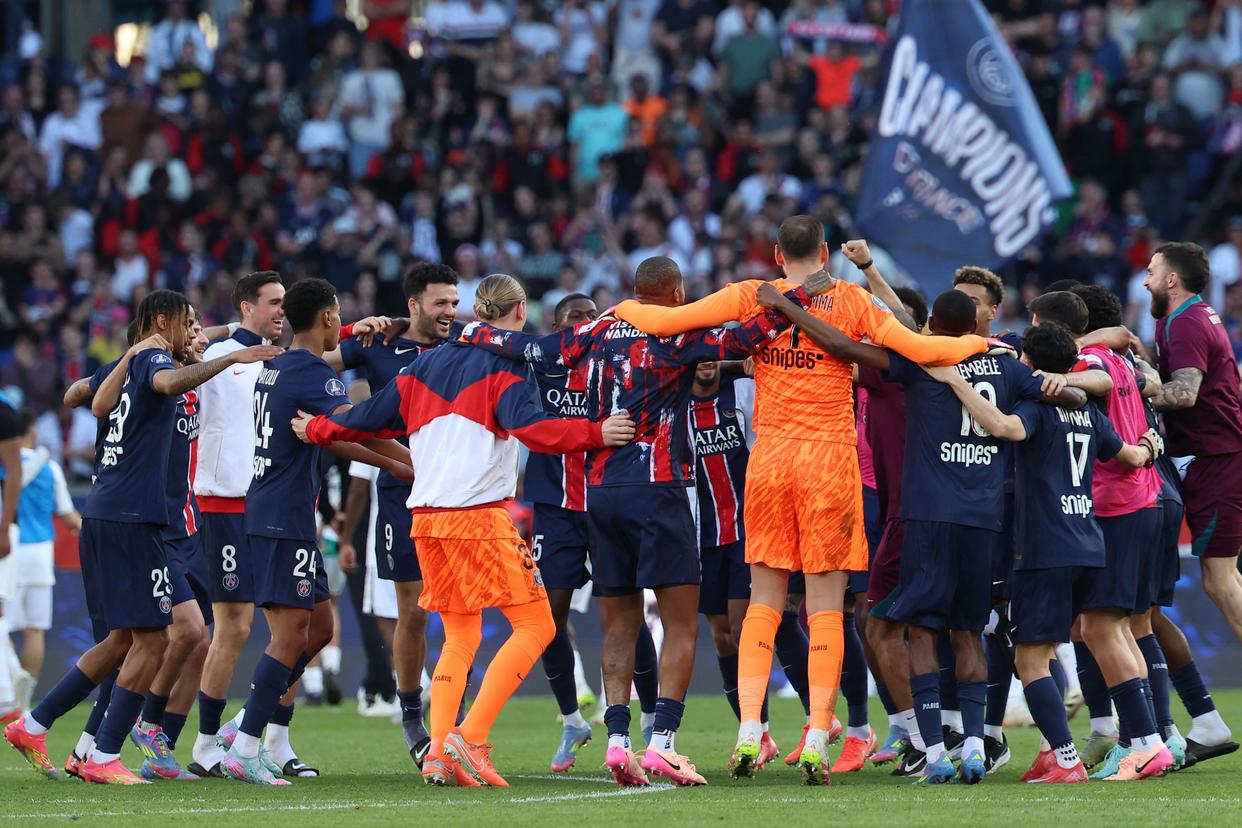 法国队在女足比赛中赢得了一场双杀胜利 法国队在女足比赛中赢得了一场双杀胜利