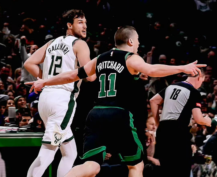 爱游戏app-雄鹿险胜凯尔特人,米德尔顿关键三分!的简单介绍