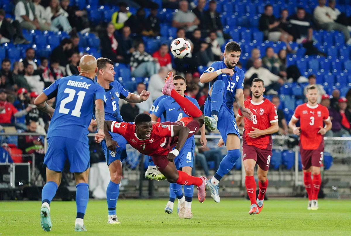 英格兰大胜奥地利,晋级欧洲预选赛 英格兰大胜奥地利,晋级欧洲预选赛