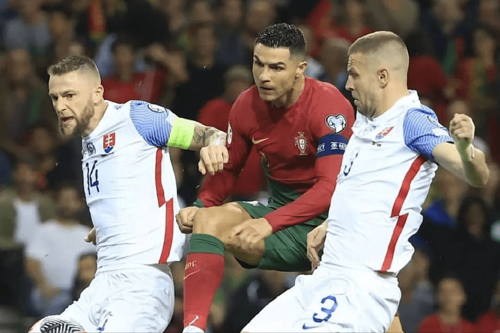 葡萄牙队教练与裁判存在勾结的简单介绍 葡萄牙队教练与裁判存在勾结的简单介绍